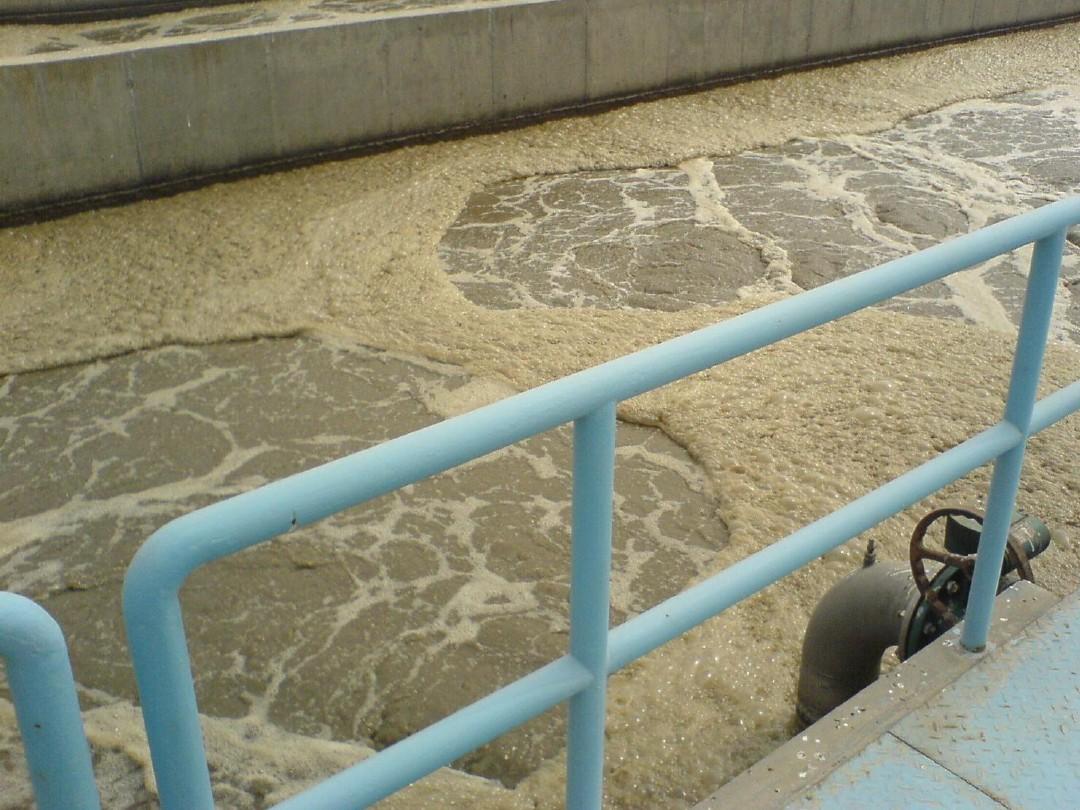 污水曝氣池消泡劑應用場景圖